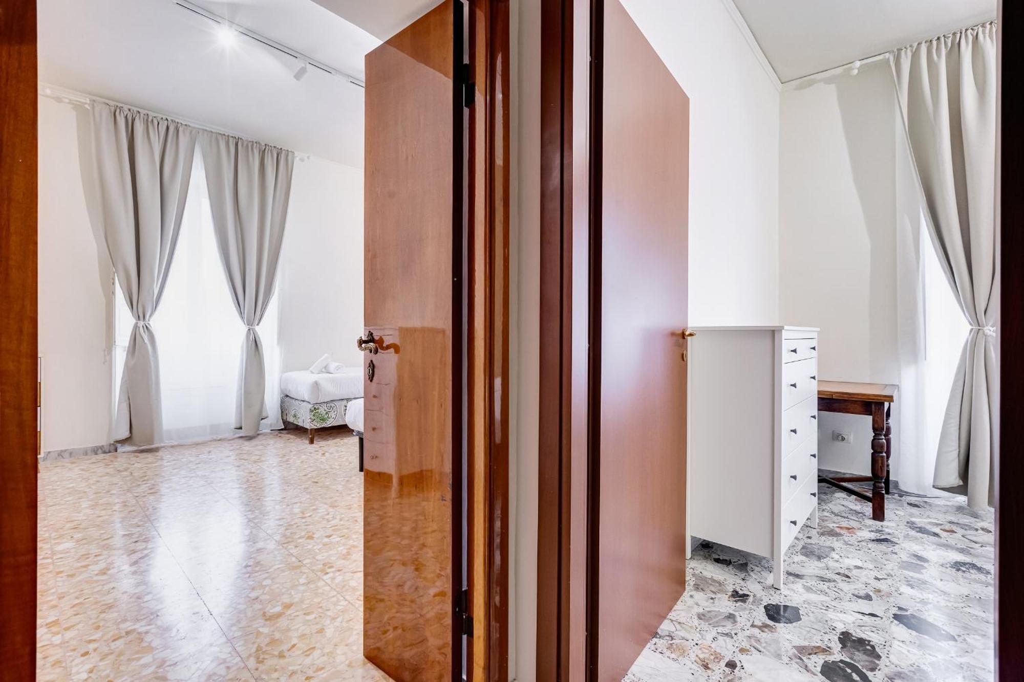 Vivilo Collection - San Vito View Apartment - 3 Bdr 2 Baths Roma Dış mekan fotoğraf