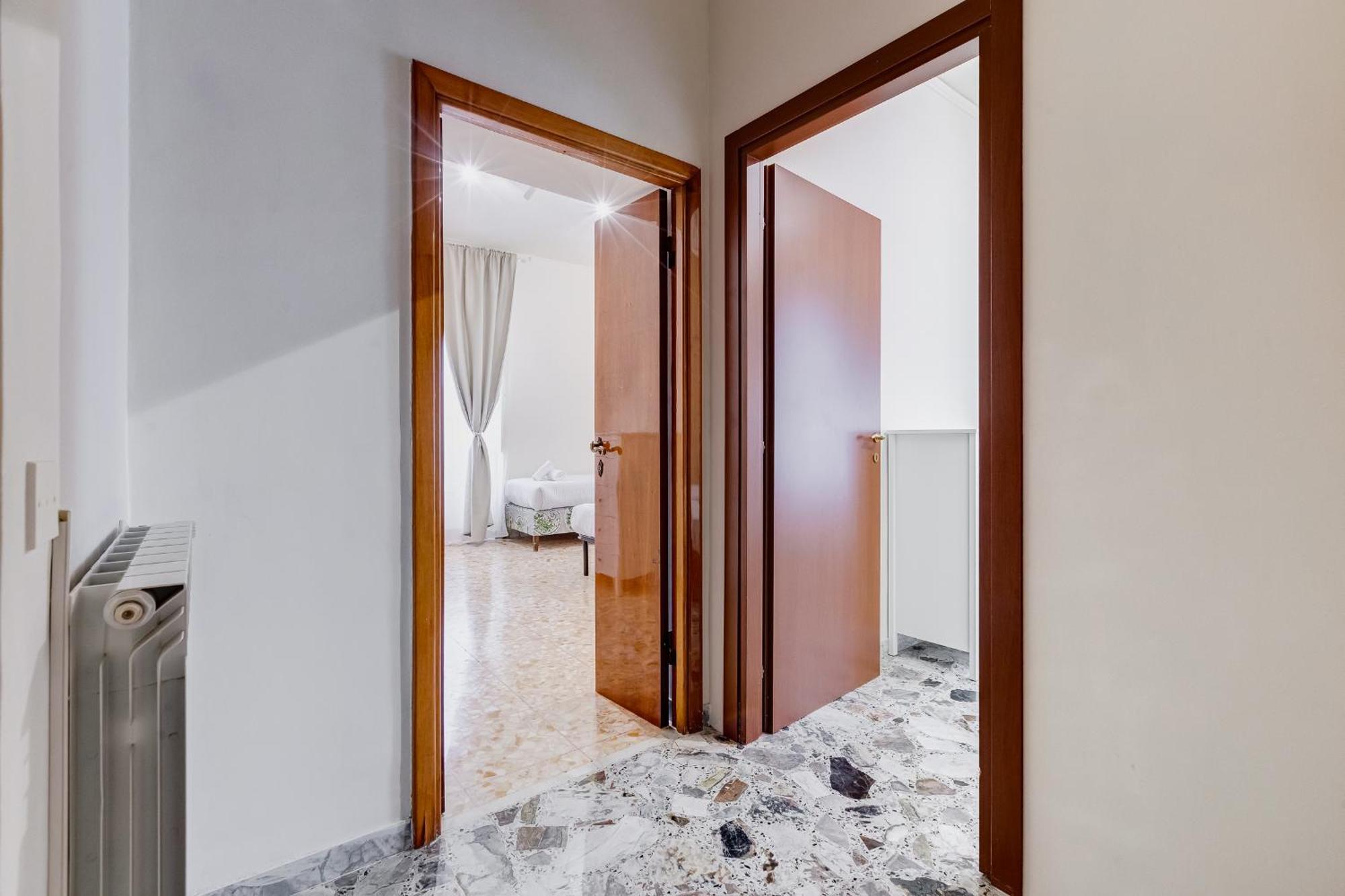 Vivilo Collection - San Vito View Apartment - 3 Bdr 2 Baths Roma Dış mekan fotoğraf