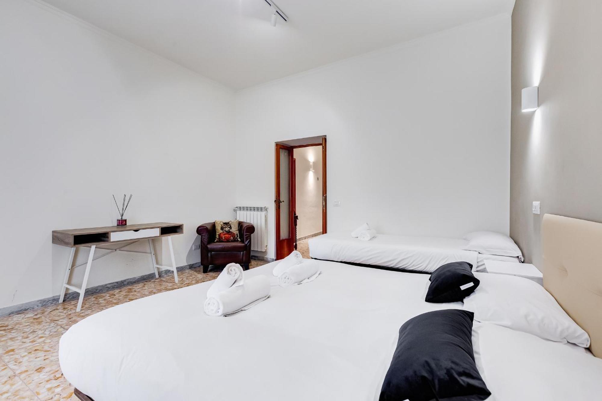 Vivilo Collection - San Vito View Apartment - 3 Bdr 2 Baths Roma Dış mekan fotoğraf
